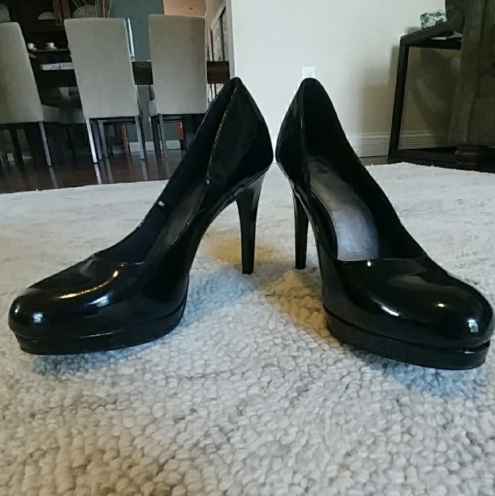 Black Shiny Leather Heels